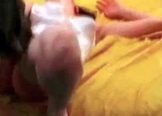 Doggy is giving an impressive oral job